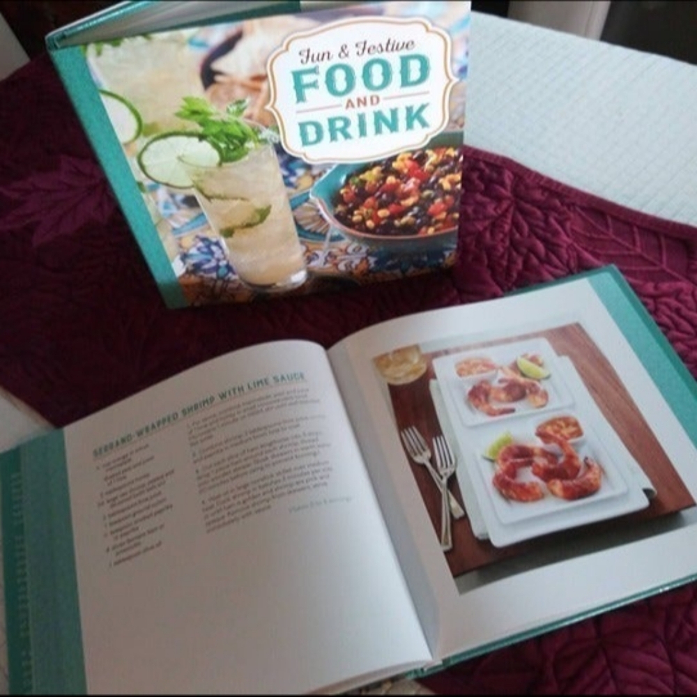Coffee Table/Cookbook: "Fun & Festive" Food and Drink Recipes ~ NWOT ☆